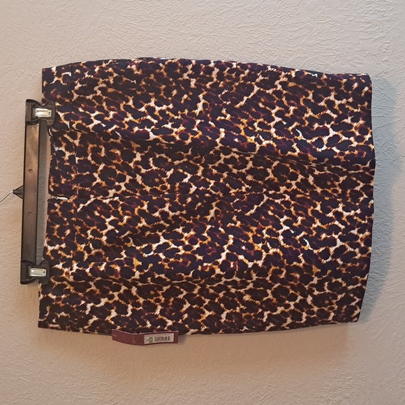 Merona skirt - Picture 3 of 4